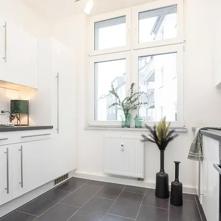 Zentral Gelegenes Perfekt Fuer 4 埃森