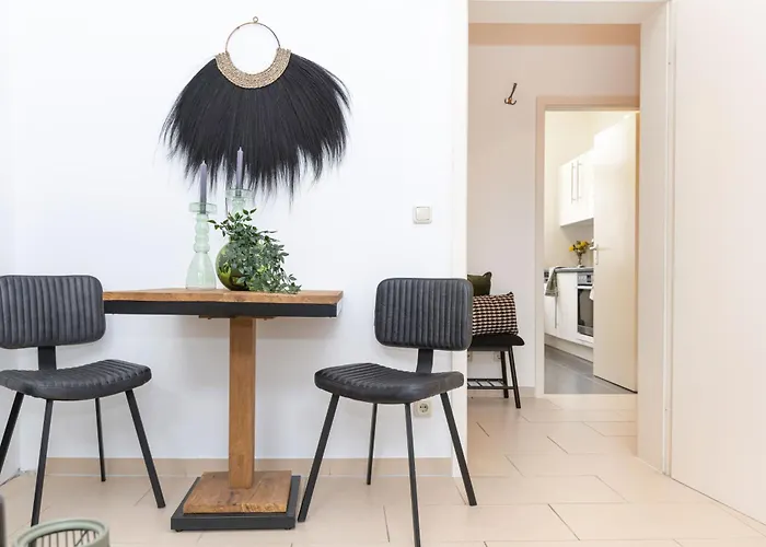 Zentral Gelegenes Perfekt Fuer 4